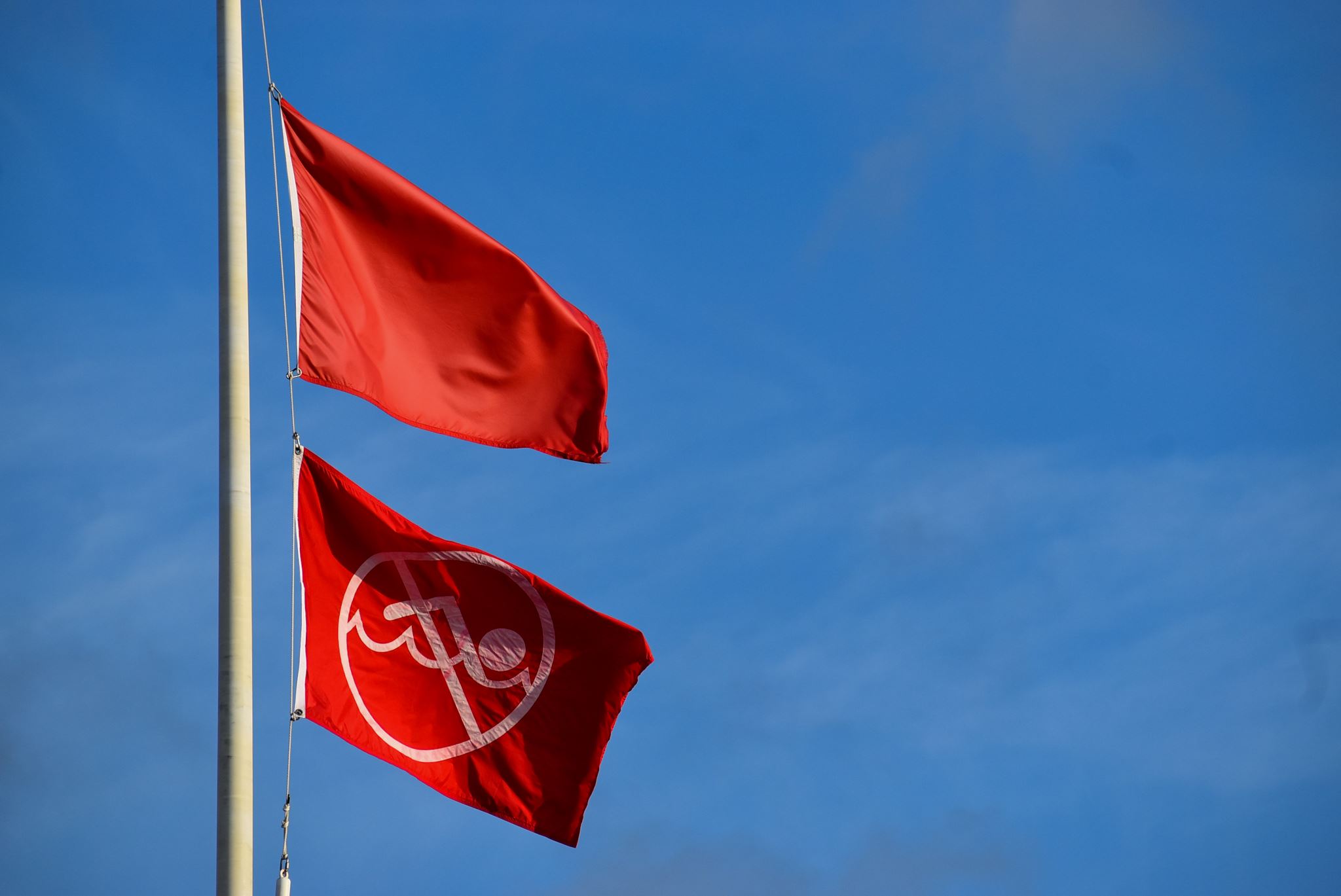 Double Red Beach Flags